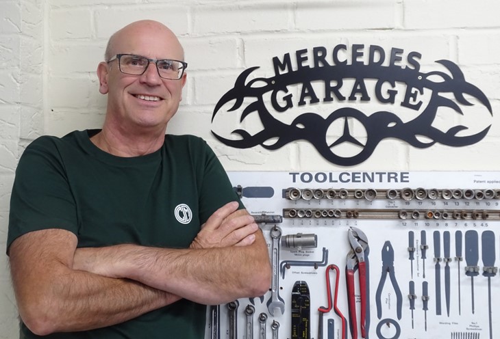 Portrait of Ian Carr